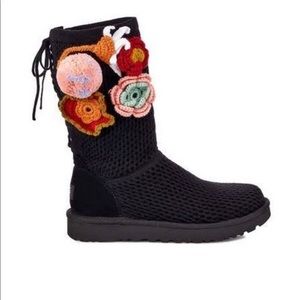 UGG Classic Crochet Floral Boots ~ BNIB ~ Size 8